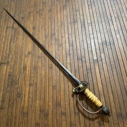 ÉPÉE DEBUT XVlll éme siècle FUSÉE IVOIRE