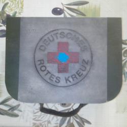 ww2boite a pharmacie allemande