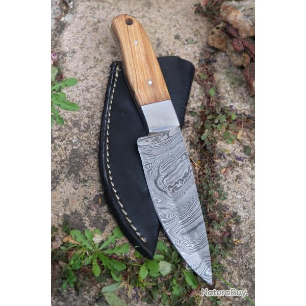 Skinner Couteau de Chasse Damas Lame 256 Couches Manche Olivier Fabr Artisanale Etui Simili Cuir 001