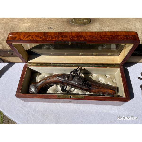 Pistolet  silex italien garnitures argent massif