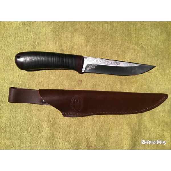 MAGNIFIQUE COUTEAU RUSSE FABRICATION ZLATOUST  proche de neuve