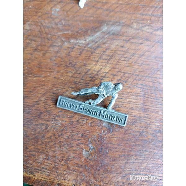 Insigne brevet militaire sportif