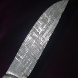 Couteau trapper : MÉTÉORITE Muonionalusta manche en Cèdres ancient, magnifique oeuvre d'art!