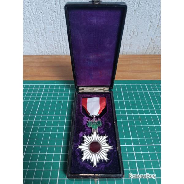 Mdaille japonaise soleil levant, rising sun 6me classe WW2 argent