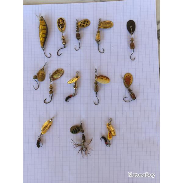 Lot de 13 cuillers pche a la tuite.