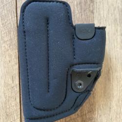 Holster port discret