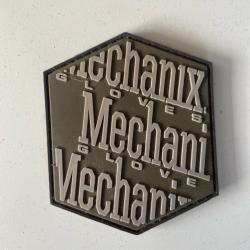 Patch Mechanix
