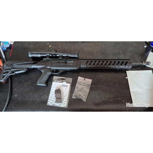 Carabine CZ 512 TACTICAL en 22 Lr avec lunette HAWKE 4X32