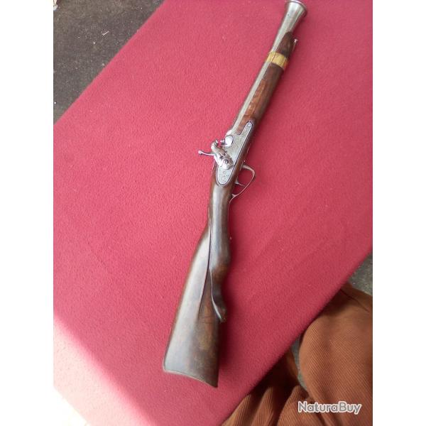 Trs rare et Trs beau tromblon du XVIII m ,Platine et canon splendides.Pour dcoration en l'tat.