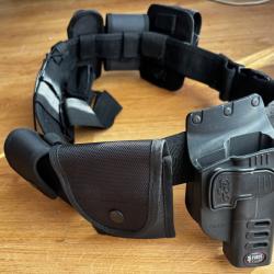 Ceinture équipée holster Glock 17