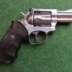 Revolver RUGER mod. SECURITY SIX - Cal. 357 Mag - Canon 2,7" (7 cm) - 6 Cps (Occasion bon état - Can