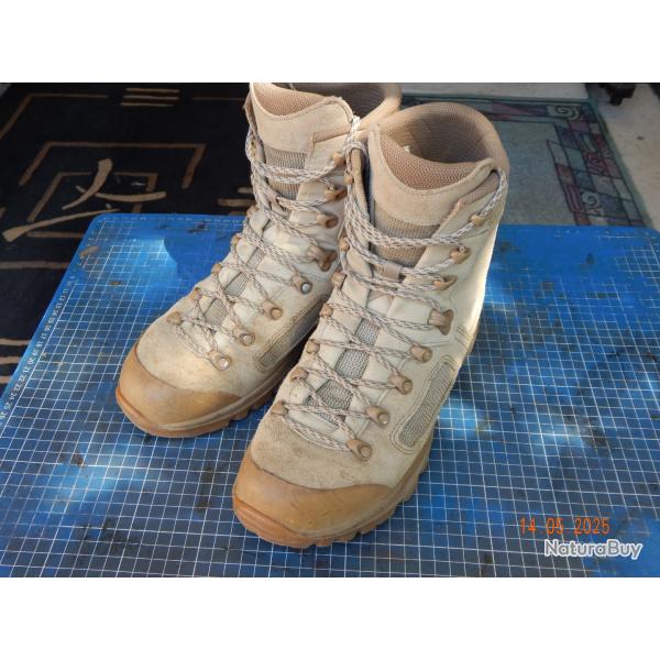 CHAUSSURE LOWA lite dsert