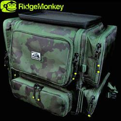 Sac à Dos RidgeMonkey Camo 40l + 4 Trousses à Accessoires