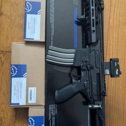 MCX Virtus PROFORCE + upgrade airsoft artisan, Viseur Red Dot Romeo 5 et lampe SureFire Scout