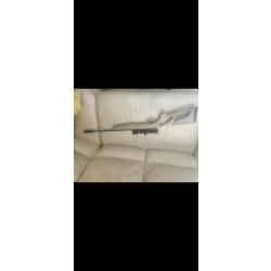 Vends carabine a plombs avec lunettes + 2 boîtes de plombs + cibles