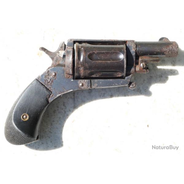 Revolver bulldog 5mm en bon tat mais avec manque tige extracteur  rparer - ref PER25BULL001