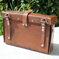 Armée SUISSE - rare sacoche officier médecin armée suisse haute qualité de fabrication PER25SAC001