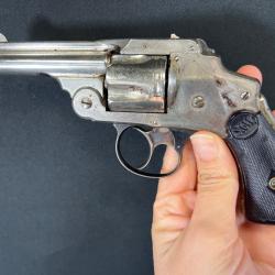 SMITH & WESSON HAMMERLESS cal 38sw