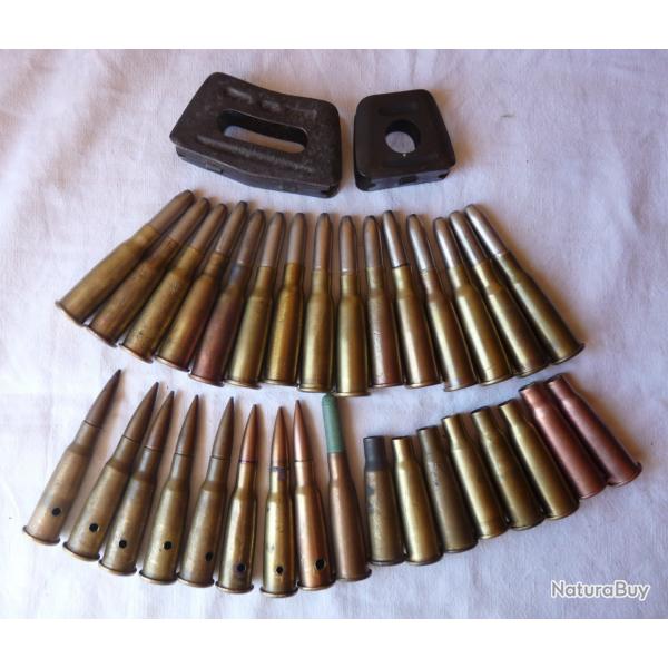 Lot de cartouches inertes calibre 8mm Lebel (8x51R) d'poque avec clips