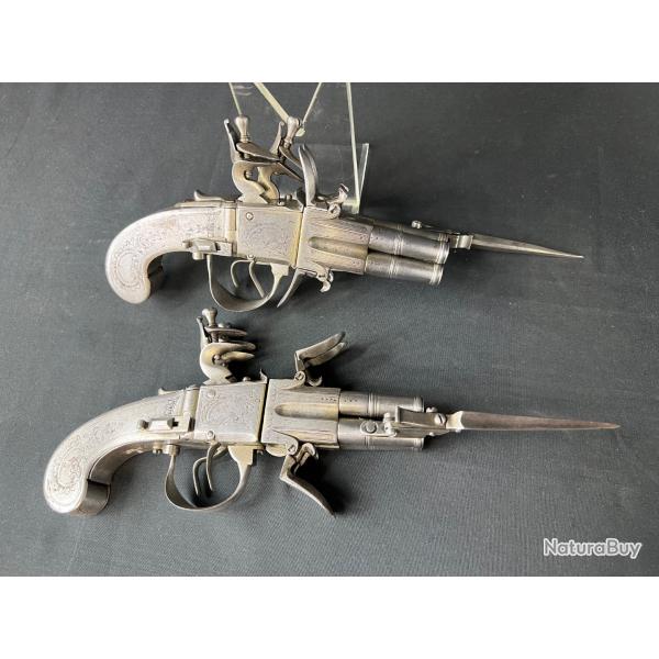 RARE ET EXCEPTIONNELLE PAIRE DE PISTOLETS SEGALAS