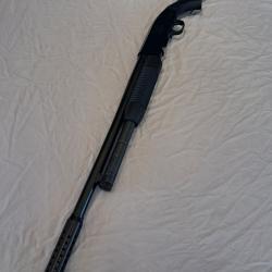 Fusil à pompe Mosseberg  Maverick canon rayé ,synthétique cal 12
