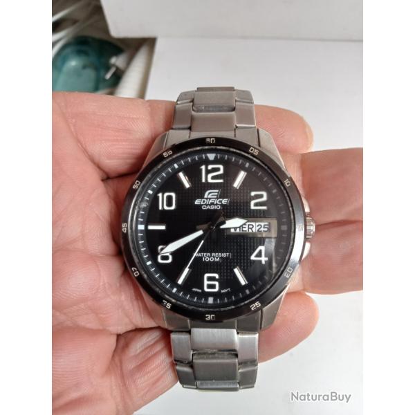 Edifice Casio walther rsistant 100 m calendrier et jour, pile remis  neuf, trs peu port