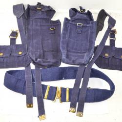 Ensemble gendarmerie Belge années 1950. Ceinturon, cartouchières Lee Enfield .303 british, pouchs