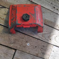 Couvercle moteur tronçonneuse homelite textron