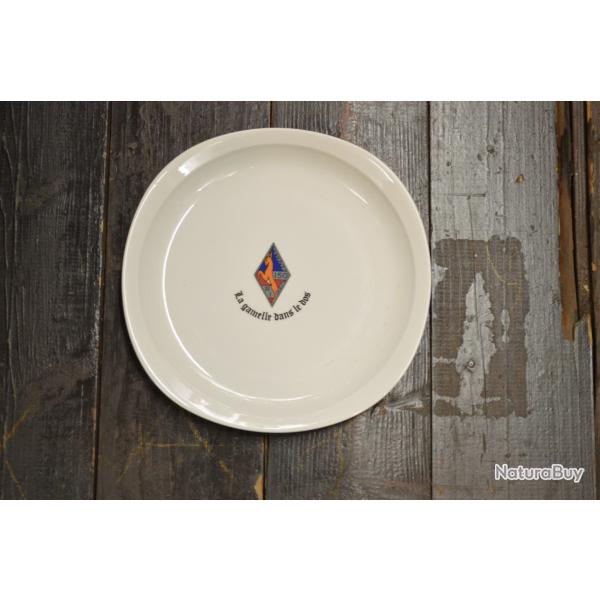 Ancienne assiette de mess 150 Rgiment d'infanterie RI La Gamelle dans le Dos Sarreguemines. insigne