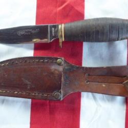 COUTEAU TYPE SCOUT OU CHANTIERS DE JEUNESSE ? SABATIER JEUNE