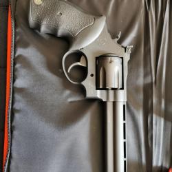Revolver Taurus 357 magnum neuf tiré 2 fois
