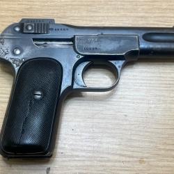 Pistolet semi automatique Browning cal 6,35 browning SANS SON CHARGEUR à 1 sans prix de réserve !