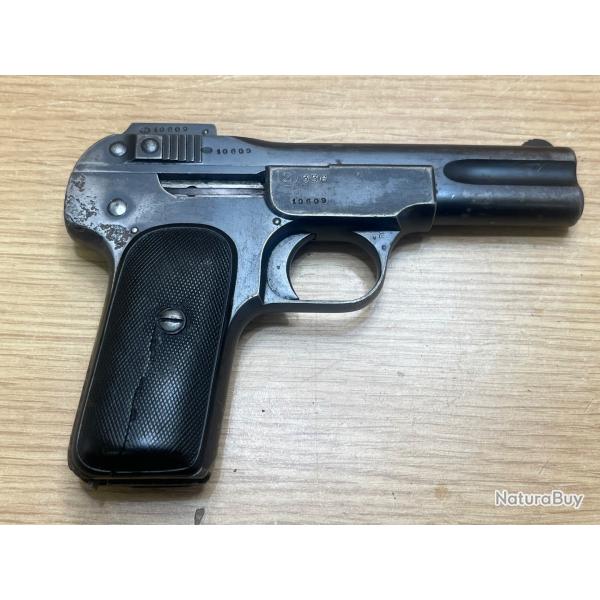 Pistolet semi automatique Browning cal 6,35 browning SANS SON CHARGEUR  1 sans prix de rserve !