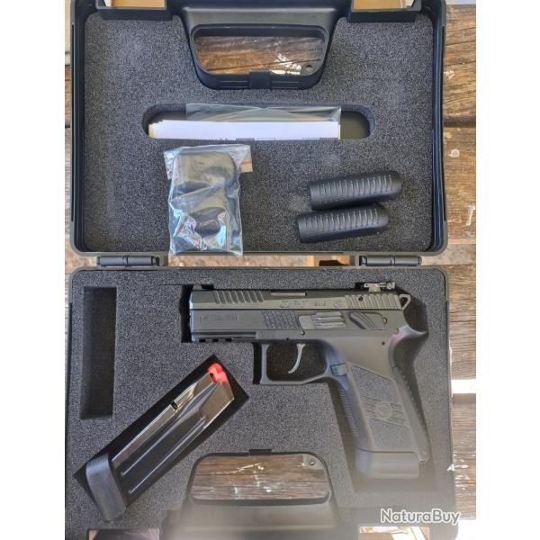 CZ P07