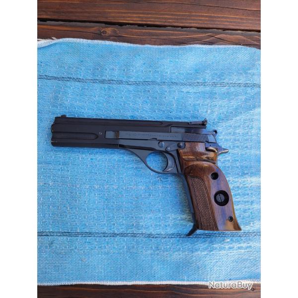 Pistolet P.BERETTA  Cal 22 L.R