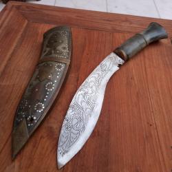 Magnifique Couteau KUUKRI Manche en Corne avec Fourreau en Corne
