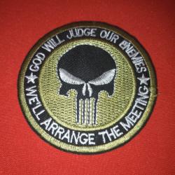 Patch écusson punisher brodé thermocollant Diamètre 8cm