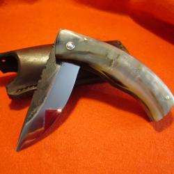 COUTEAU ARTISANAL forgé l'ATELIER DE L'OURS NOIR  BERGER chasse camping rando CORNE BELIER pliant