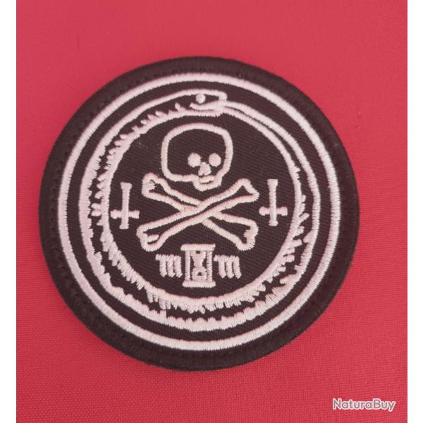 cusson memento mori brod scratch diamtre 8cm