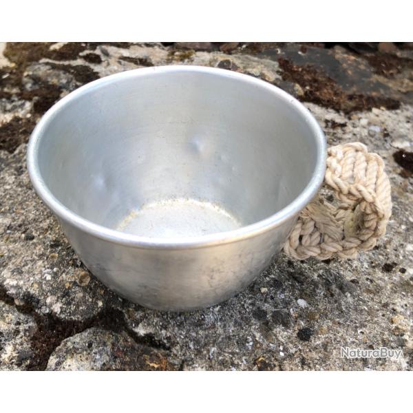 QUART DE POILU alu FRANCE  WW1 WW2 tasse militaire arme   (180525)