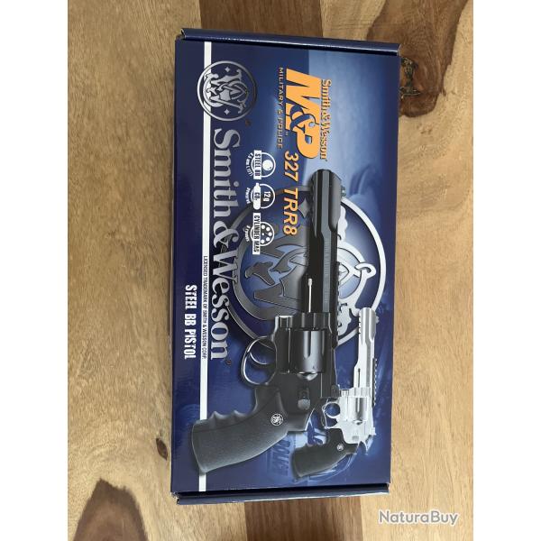 Smith & Wesson M&P 327 TRR8 BB 4.5mm