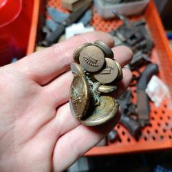 Lot de boutons de livrée a couronne comtale