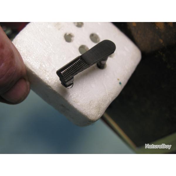 Un axe levier de verrouillage pour Colt 45  Quadrill