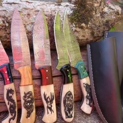 Lot de 5 Couteau de Chasse Damas Lame 256 Couches Manche OS Scrimshaw Gravures Fabr Artisanale Etui
