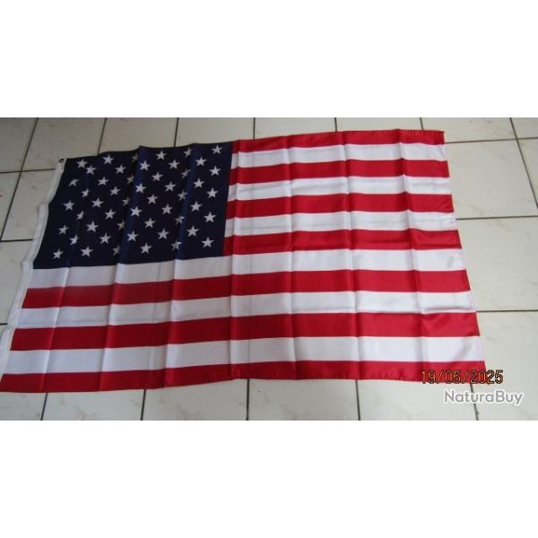 drapeau US Amricain rcent souvenir ramene USA  89 x150cm oeillet