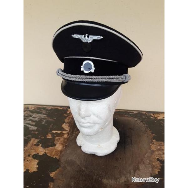 CASQUETTE DE SORTIE POUR OFFICIER ALLEMAND , MODELE TROUPE D ELITE.