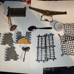 Lot d'Accessoires pour decores Figurines Action Man GIJo