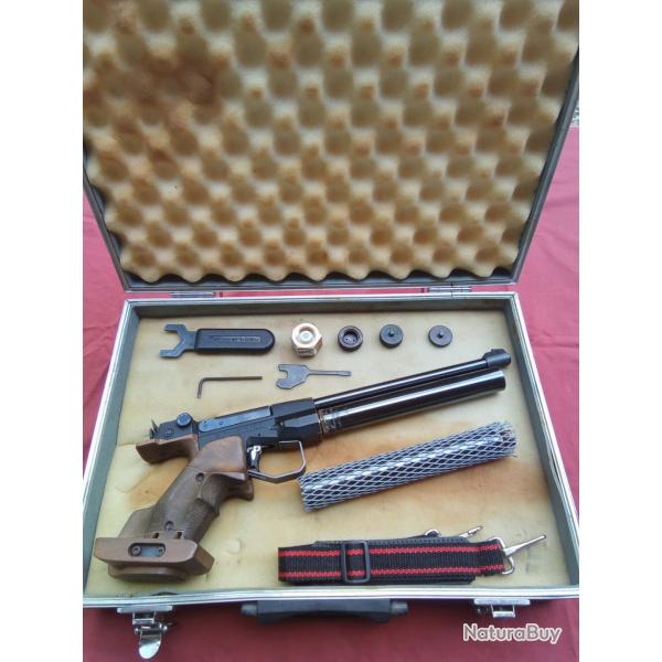 Pistolet FEINWERKBAU CO2 modle C20 calibre 4,5 mm droitier