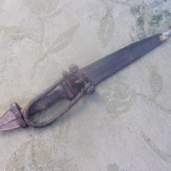 couteau avec fourreau 36 cm