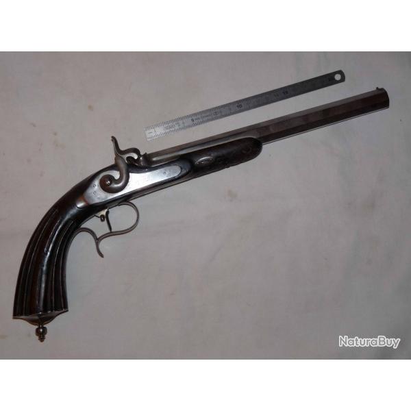 Pistolet  percussion de tir ou de duel. Priode 1840/1850.Platine signe "DESSAIGNE A SAINTES"